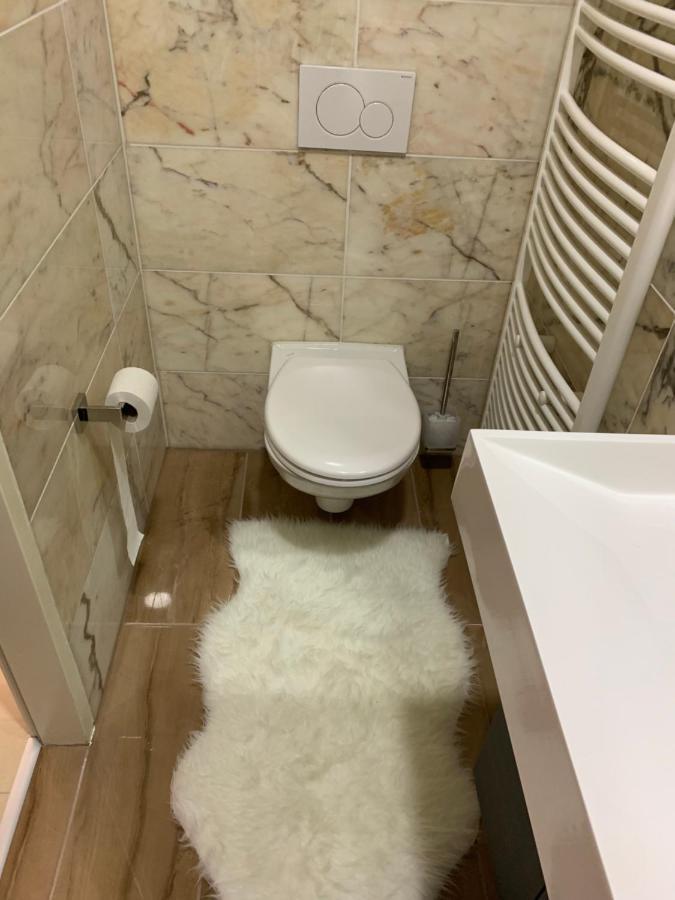 Colony Apartments Виена Екстериор снимка