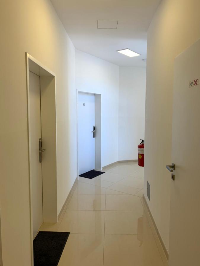 Colony Apartments Виена Екстериор снимка