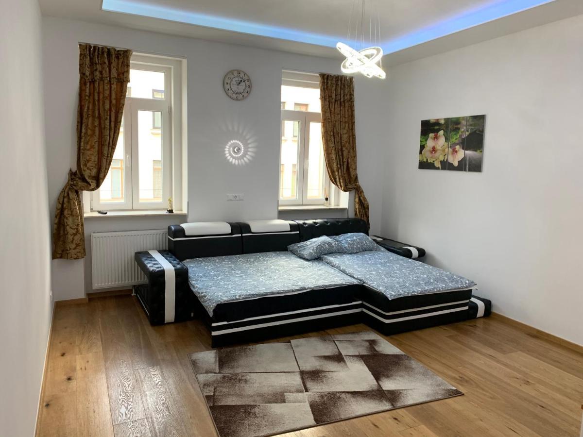 Colony Apartments Виена Екстериор снимка